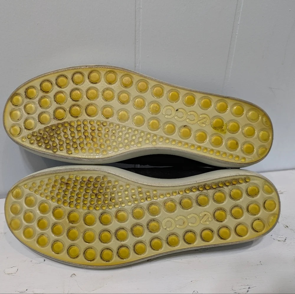 Ecco Soft 7 Woven Leather Slip On Shoes Two‎ Pair Lot Black Pink Size 8 Or 39